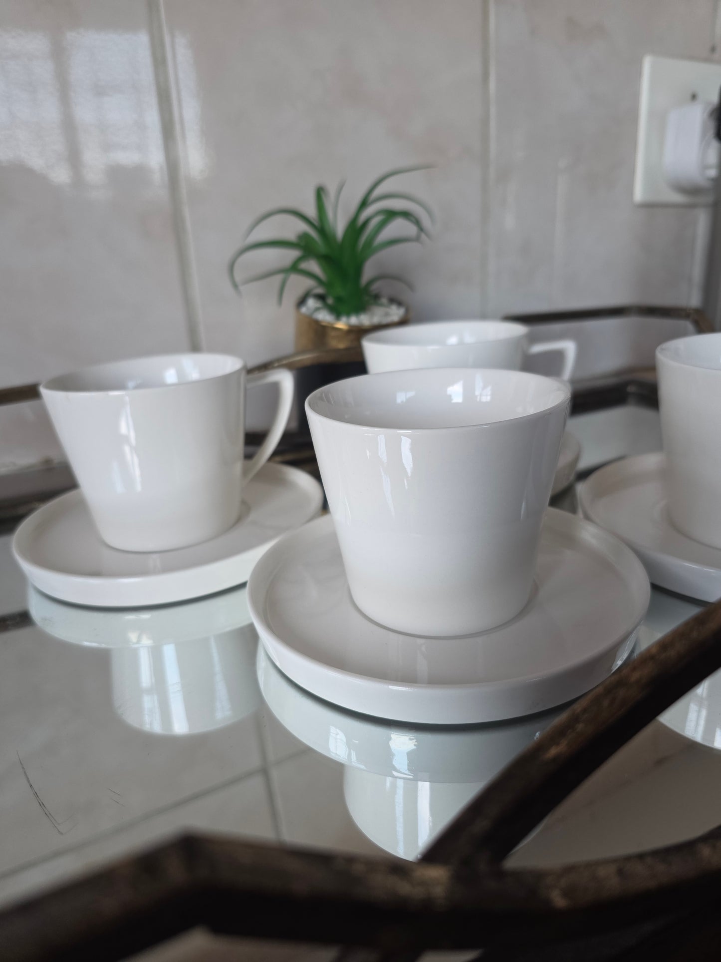 12-Piece Cup and Saucer Set